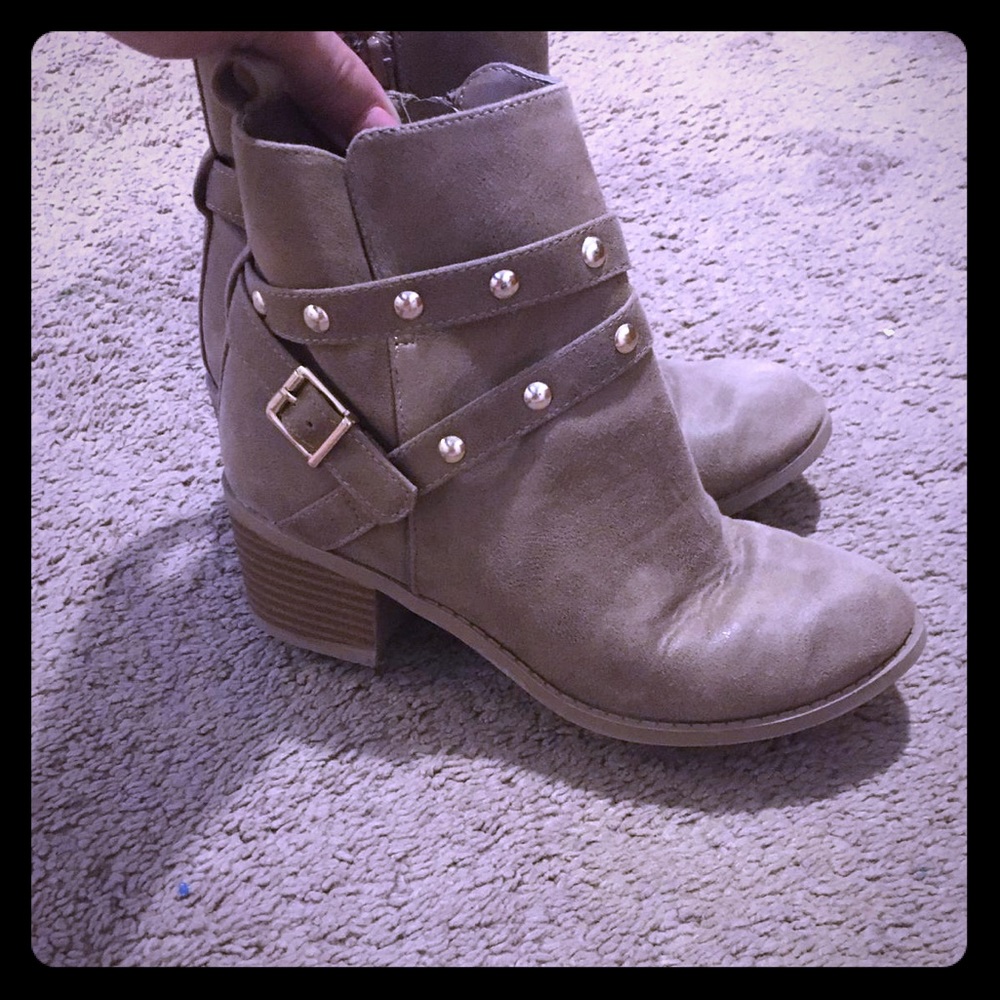 Girl boots